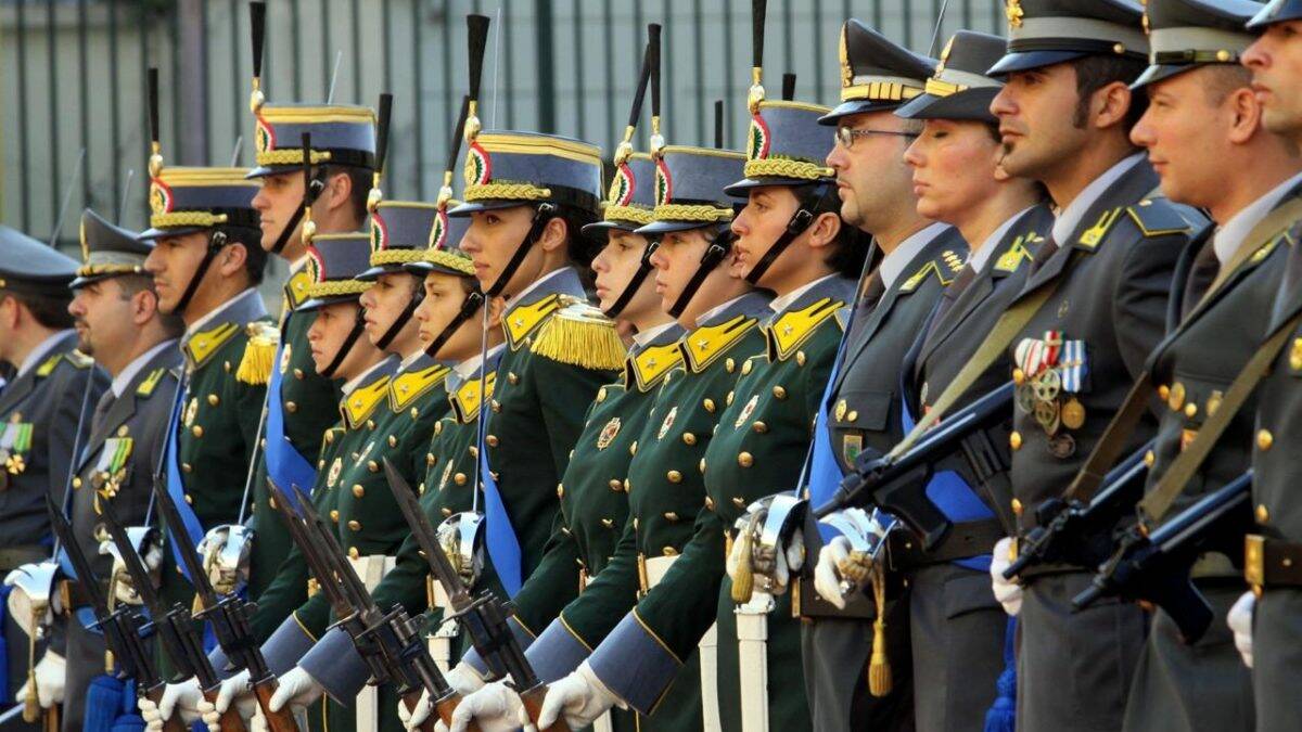 Guardia Di Finanza Concorso Per Lammissione Di Allievi Ufficiali