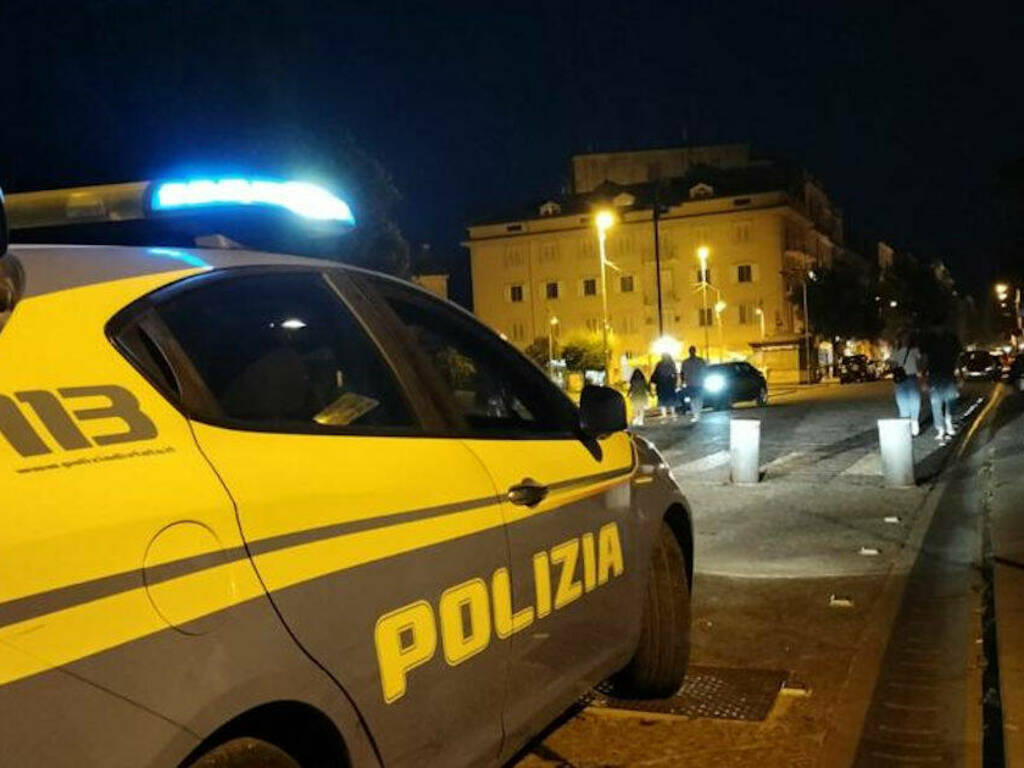 Droga Nella Movida | Arrestato Pusher 20enne | Nascondeva La Coca Nella ...