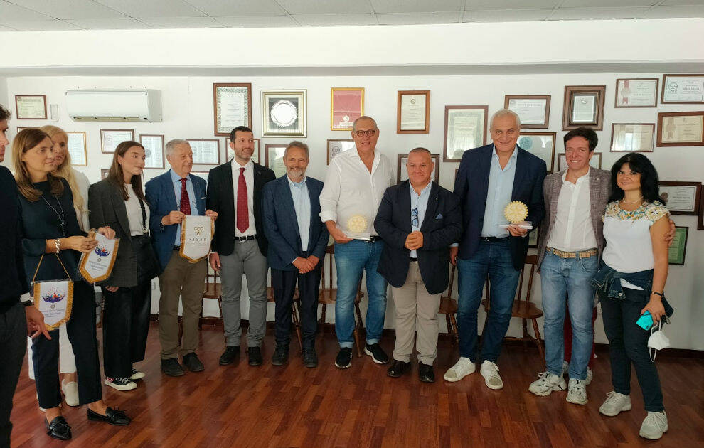 Il Rotary Caserta In Visita Alle Cantine Caputo Di Carinaro - Teverola 