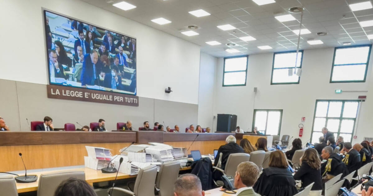 nuova aula bunker tribunale Santa Maria Capua Vetere