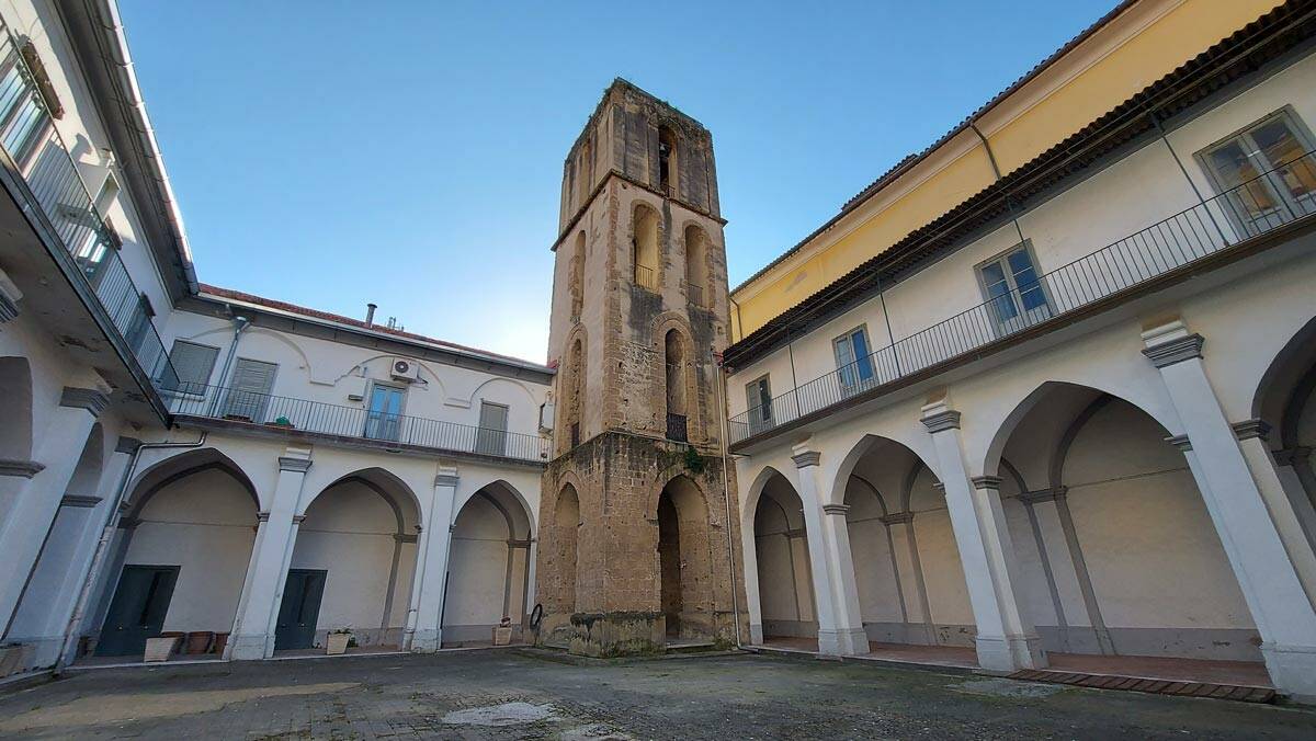 I dipinti antichi scoperti durante il restauro di Sant'Antonio al Seggio ad Aversa