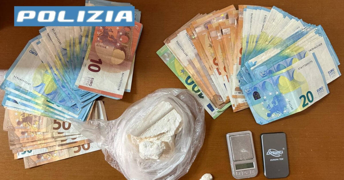 In casa con un panetto di cocaina e 3mila euro, pusher albanese beccato dai Falchi di Caserta