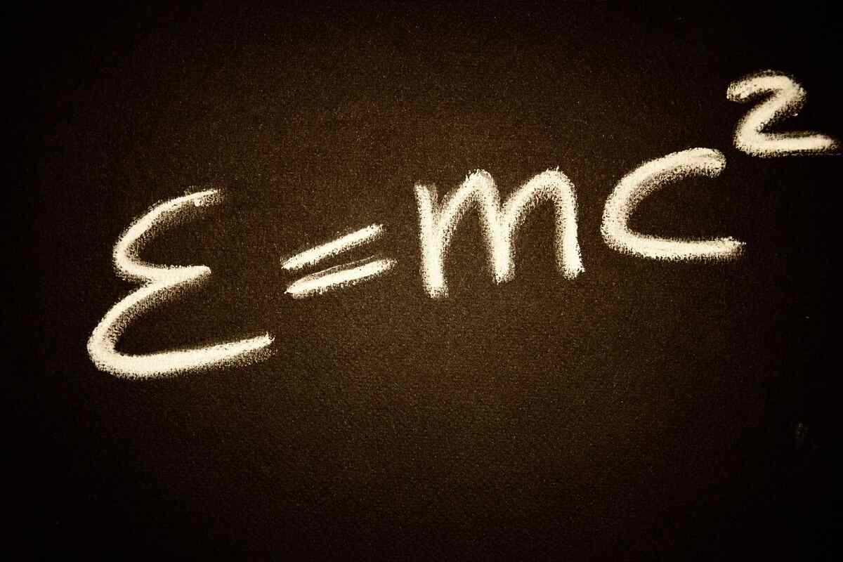 La famosa formula di Einstein