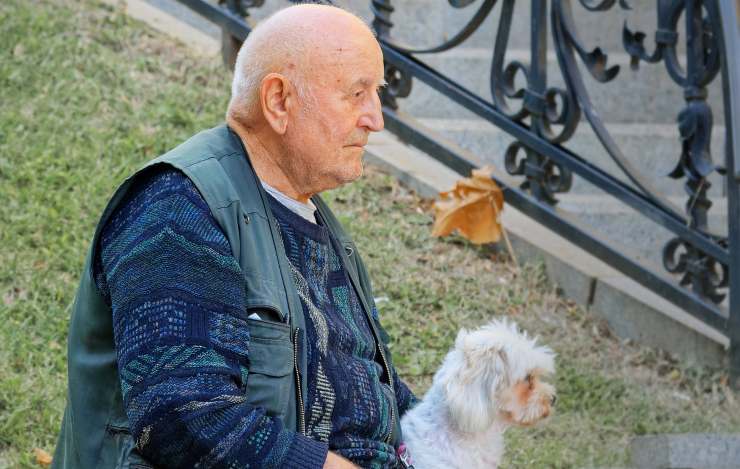 uomo con il cane